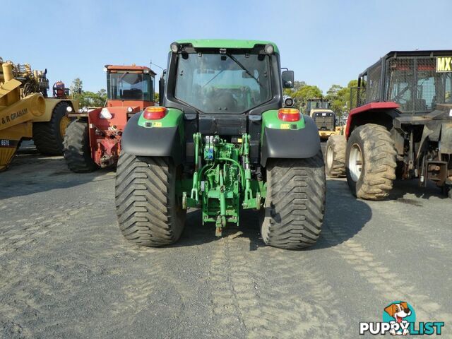 2015 John Deere 6130