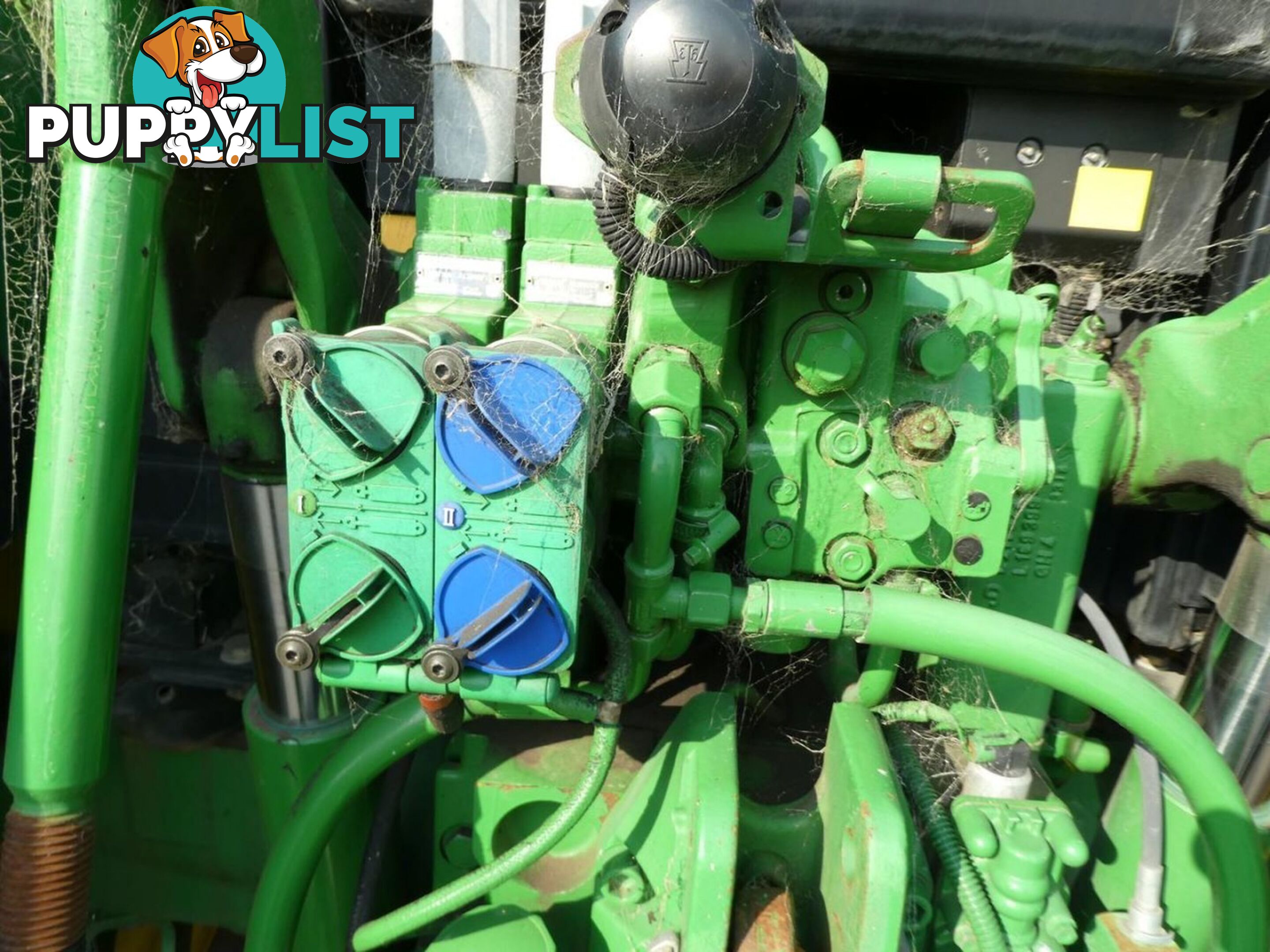 2015 John Deere 6130