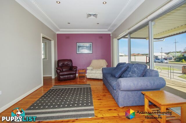 2 Macquarie Street Boolaroo NSW 2284