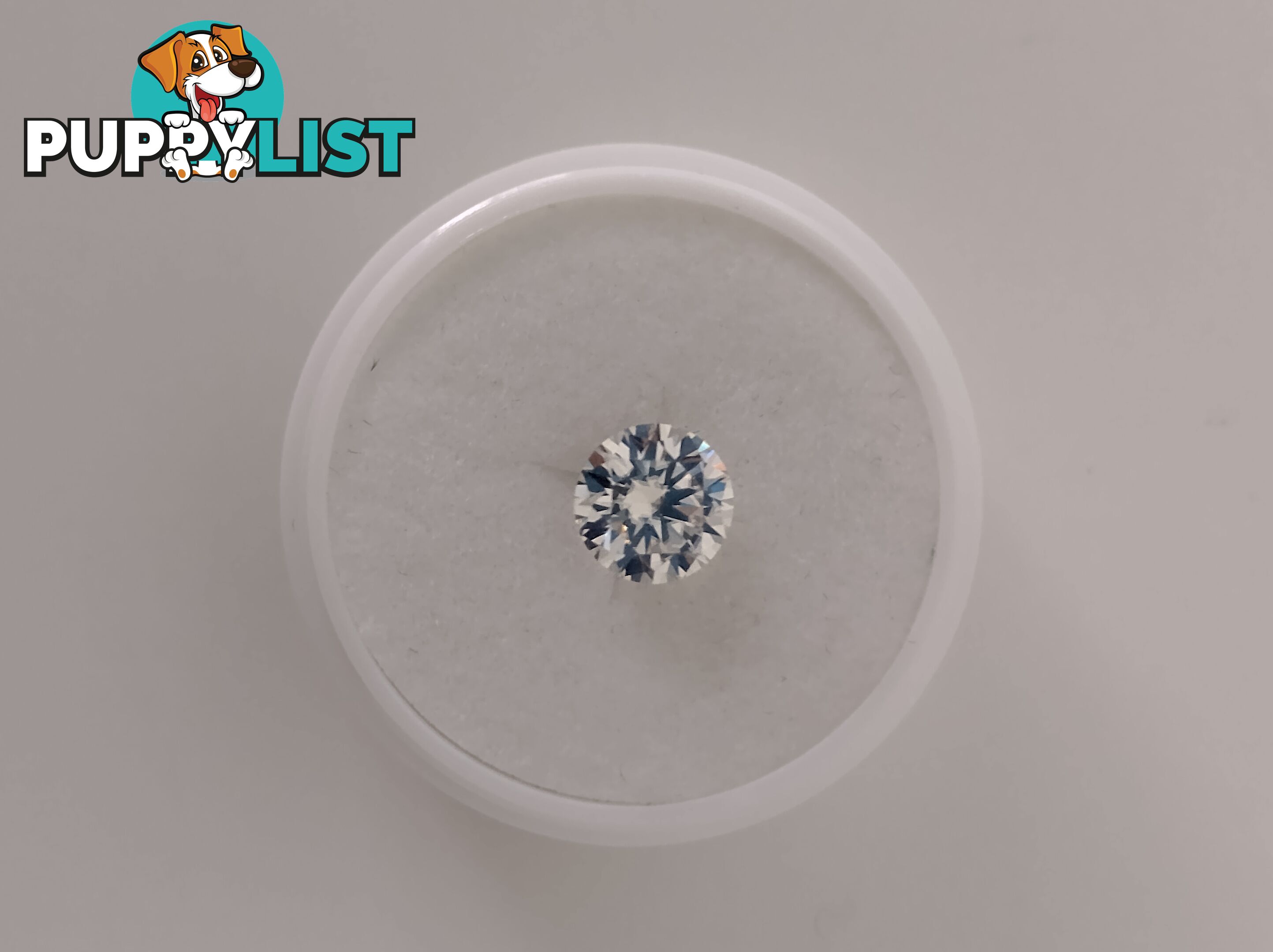 Diamond Natural 0.92ct  VVS1 Brilliant Cut Grade D Certified GIA Certificate