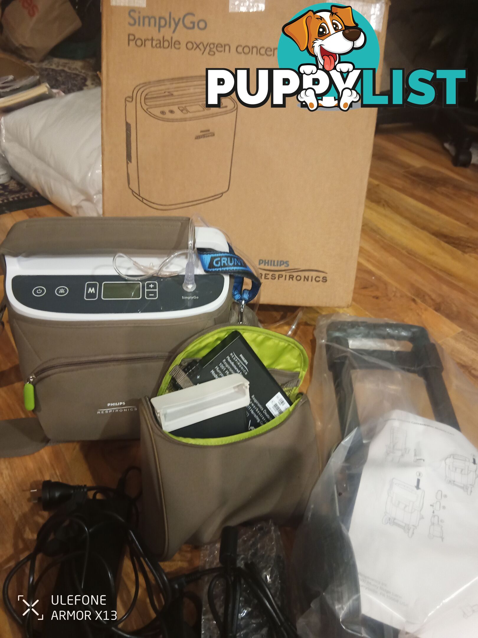 Phillips SimplyGo oxygen concentrator