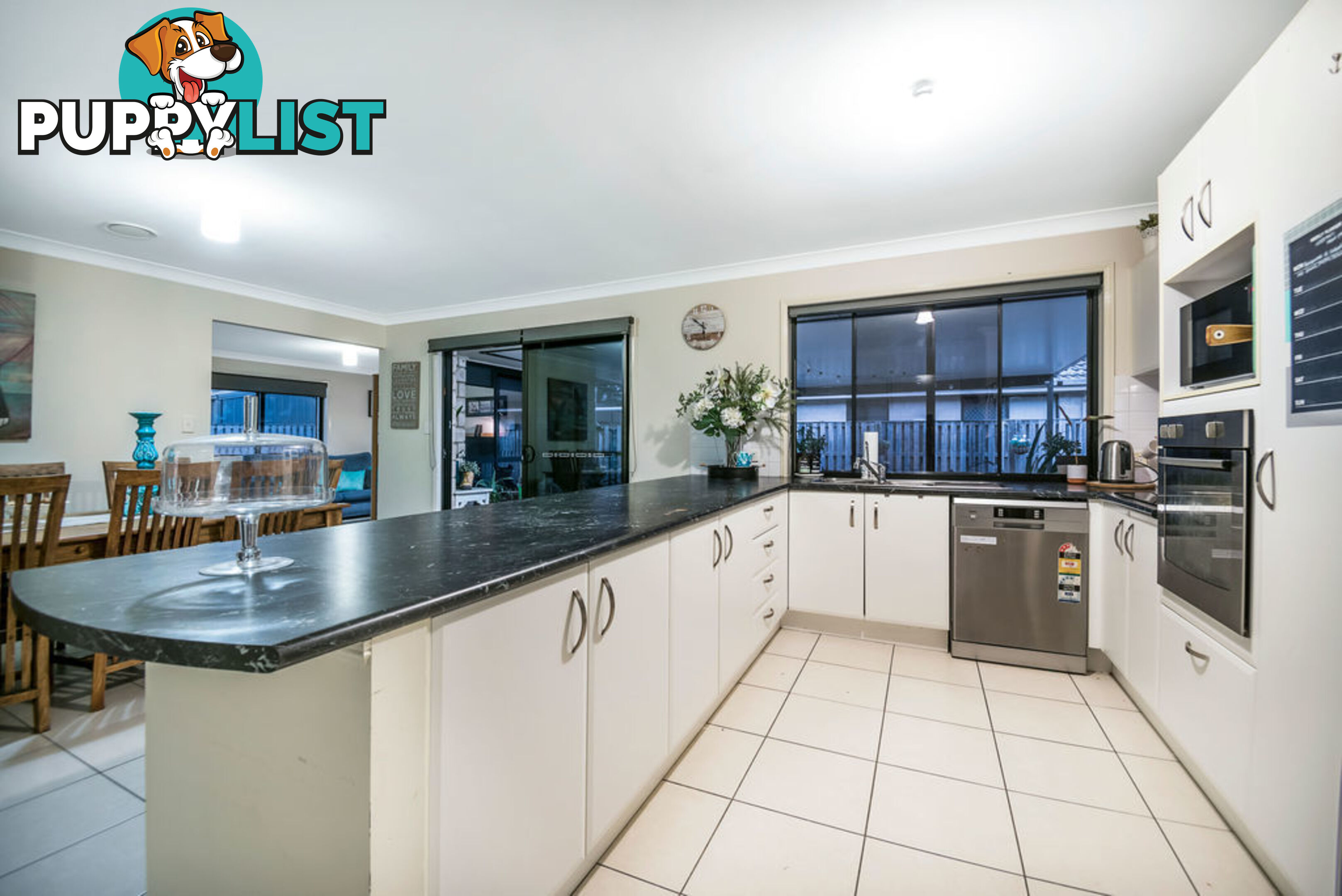 10 Kingair Road UPPER COOMERA QLD 4209