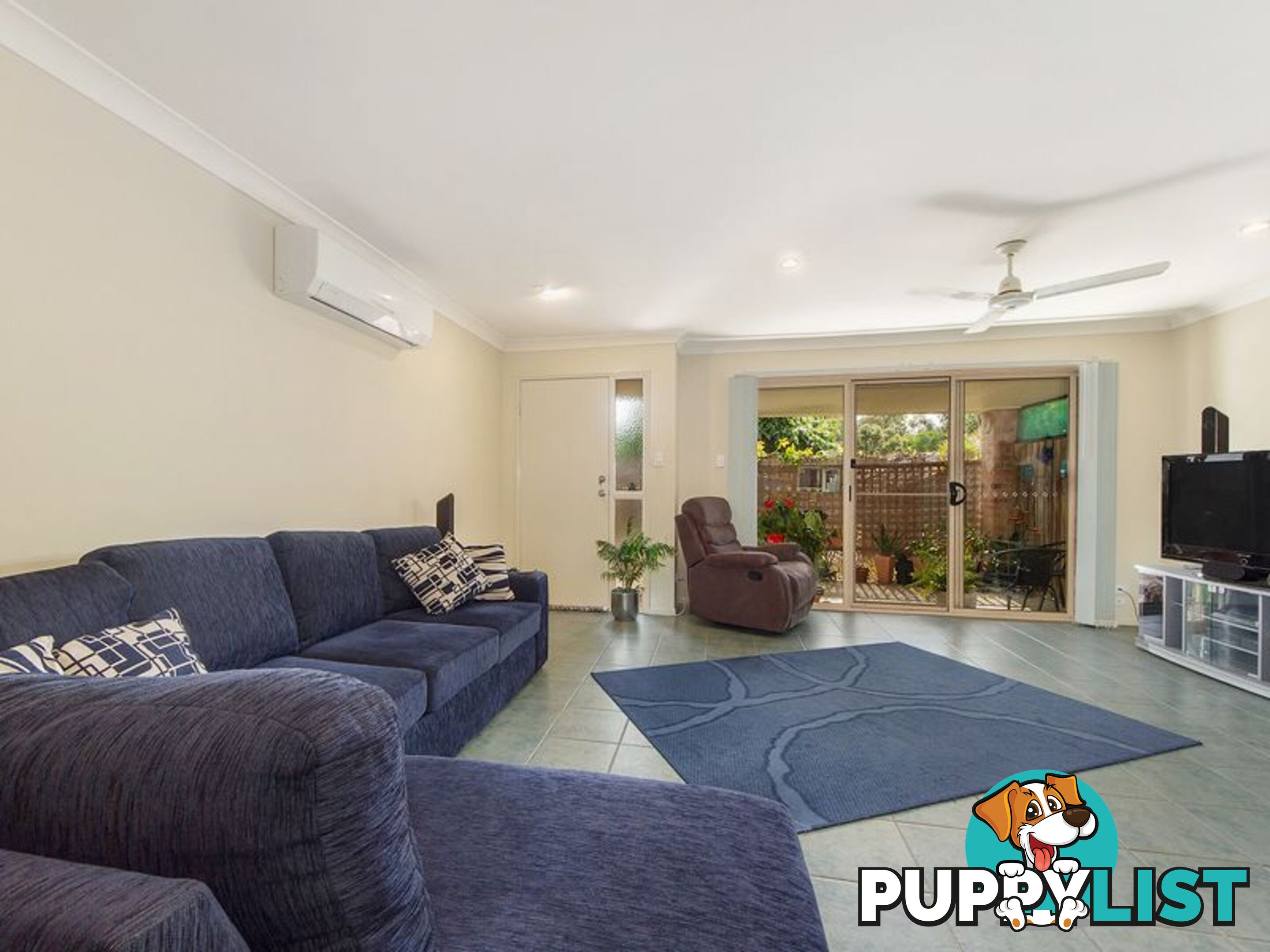 2/18 Dickinson Street UPPER COOMERA QLD 4209