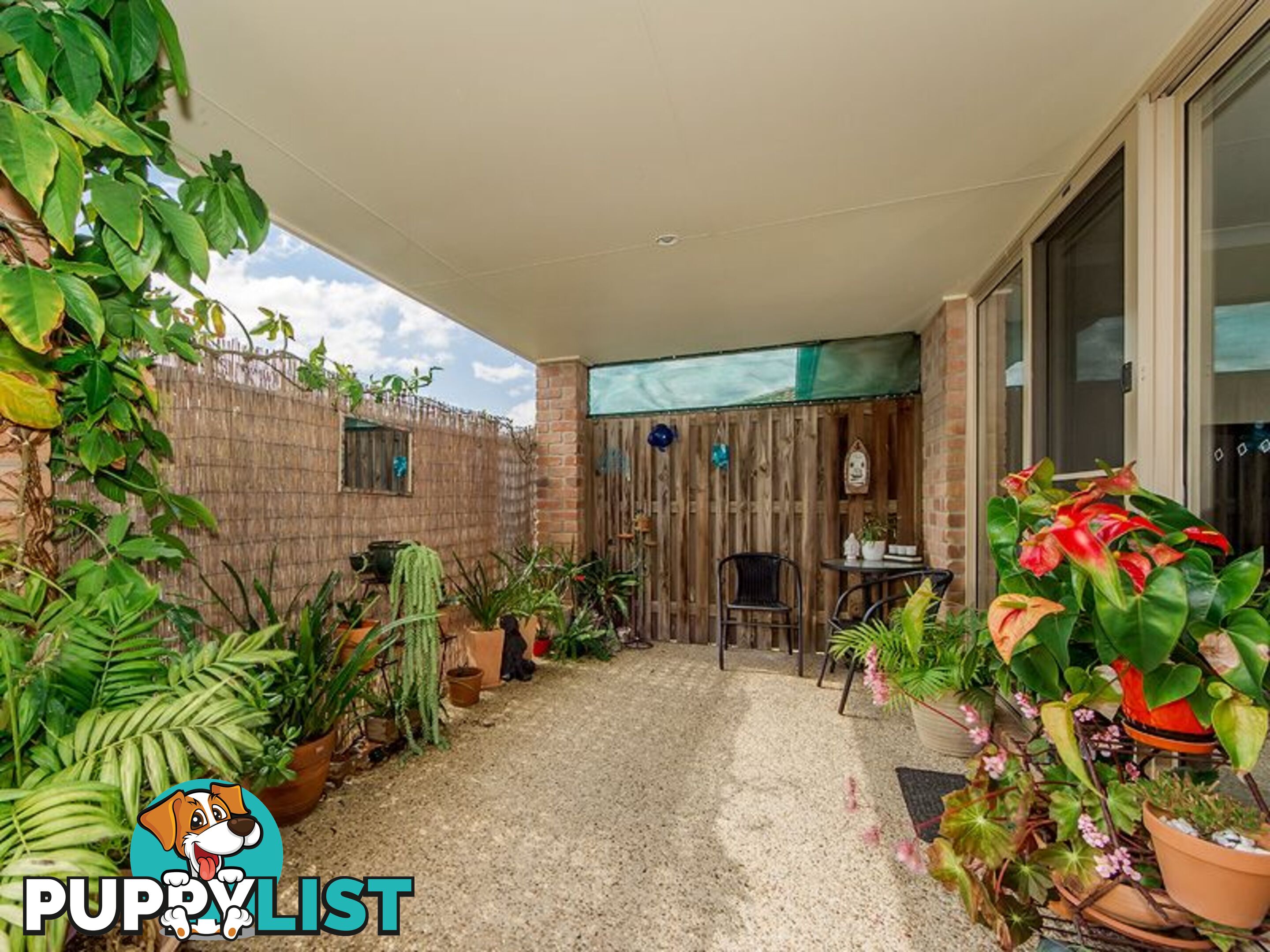 2/18 Dickinson Street UPPER COOMERA QLD 4209