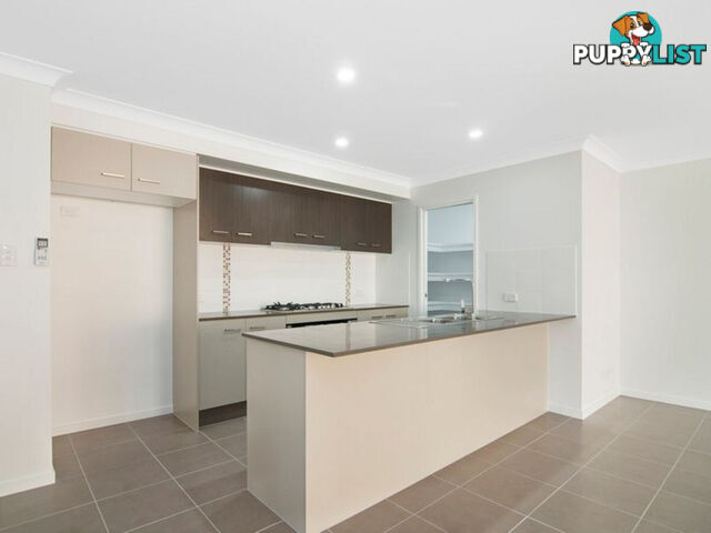 2 Cress Court PIMPAMA QLD 4209