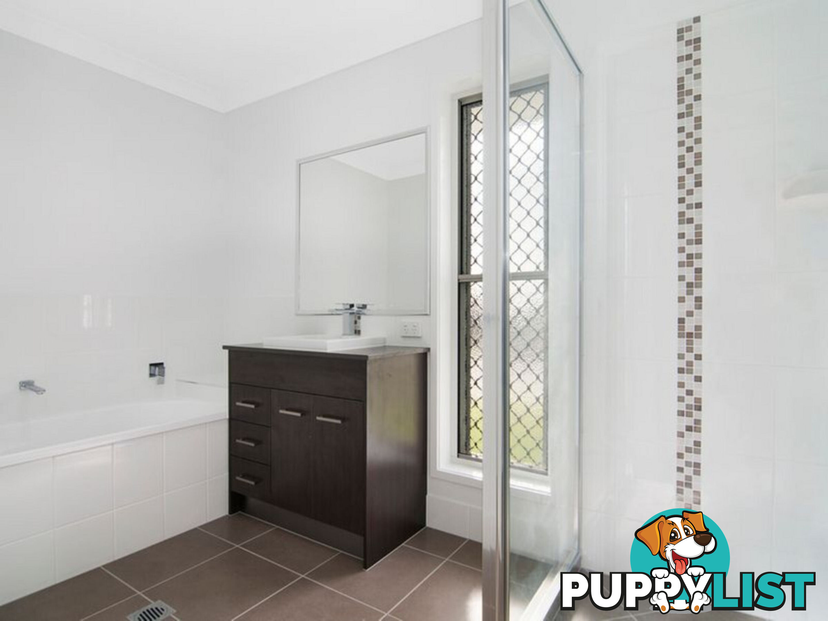 2 Cress Court PIMPAMA QLD 4209
