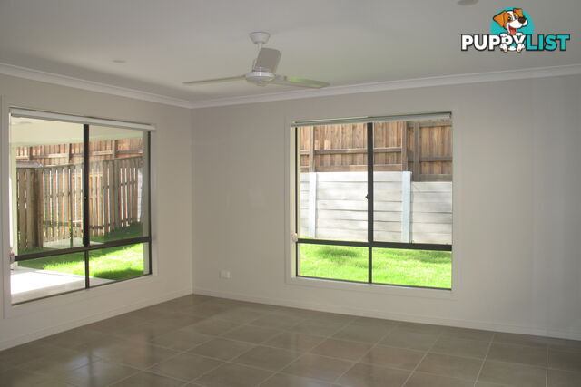 45 Moorinya Circuit PIMPAMA QLD 4209