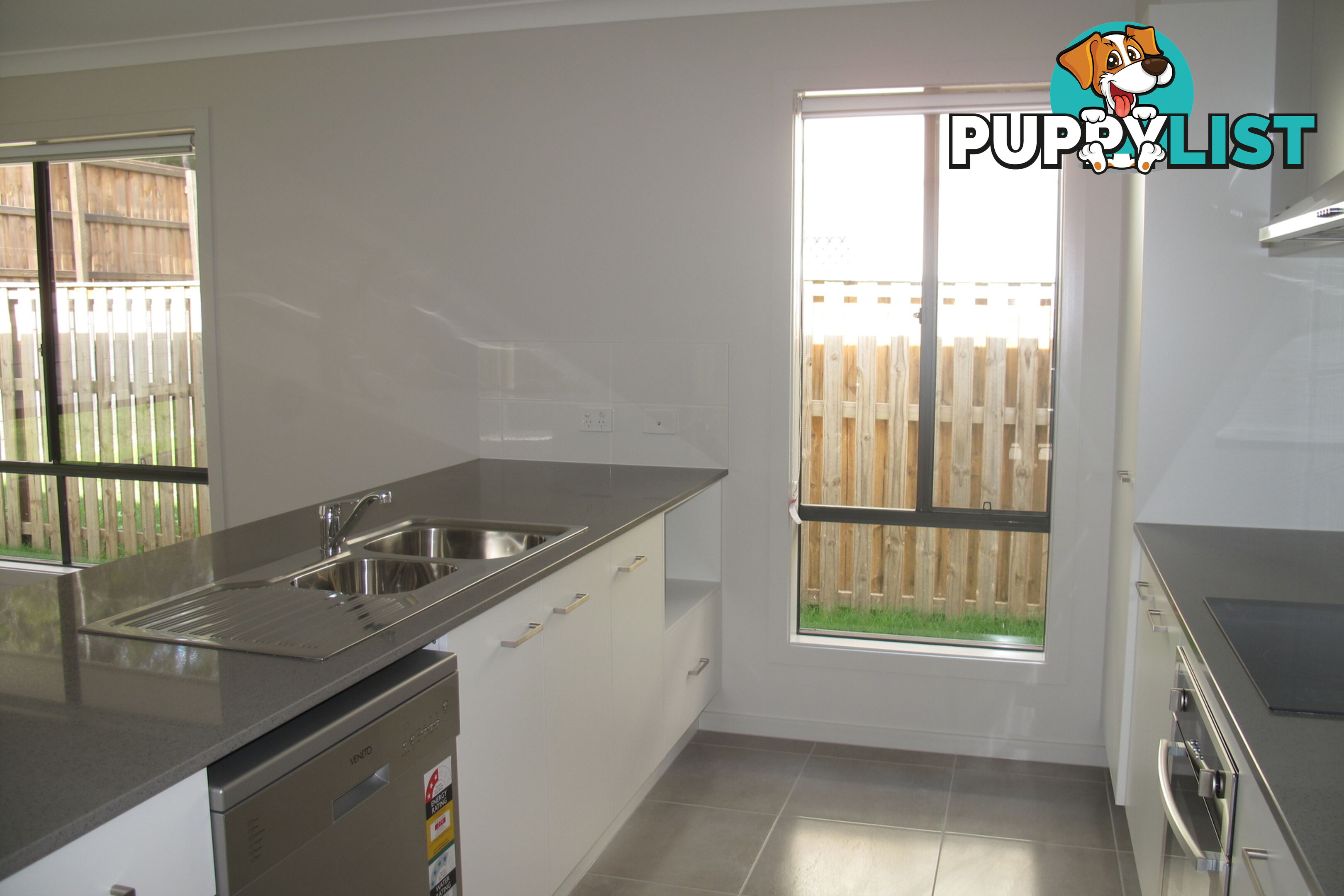 45 Moorinya Circuit PIMPAMA QLD 4209