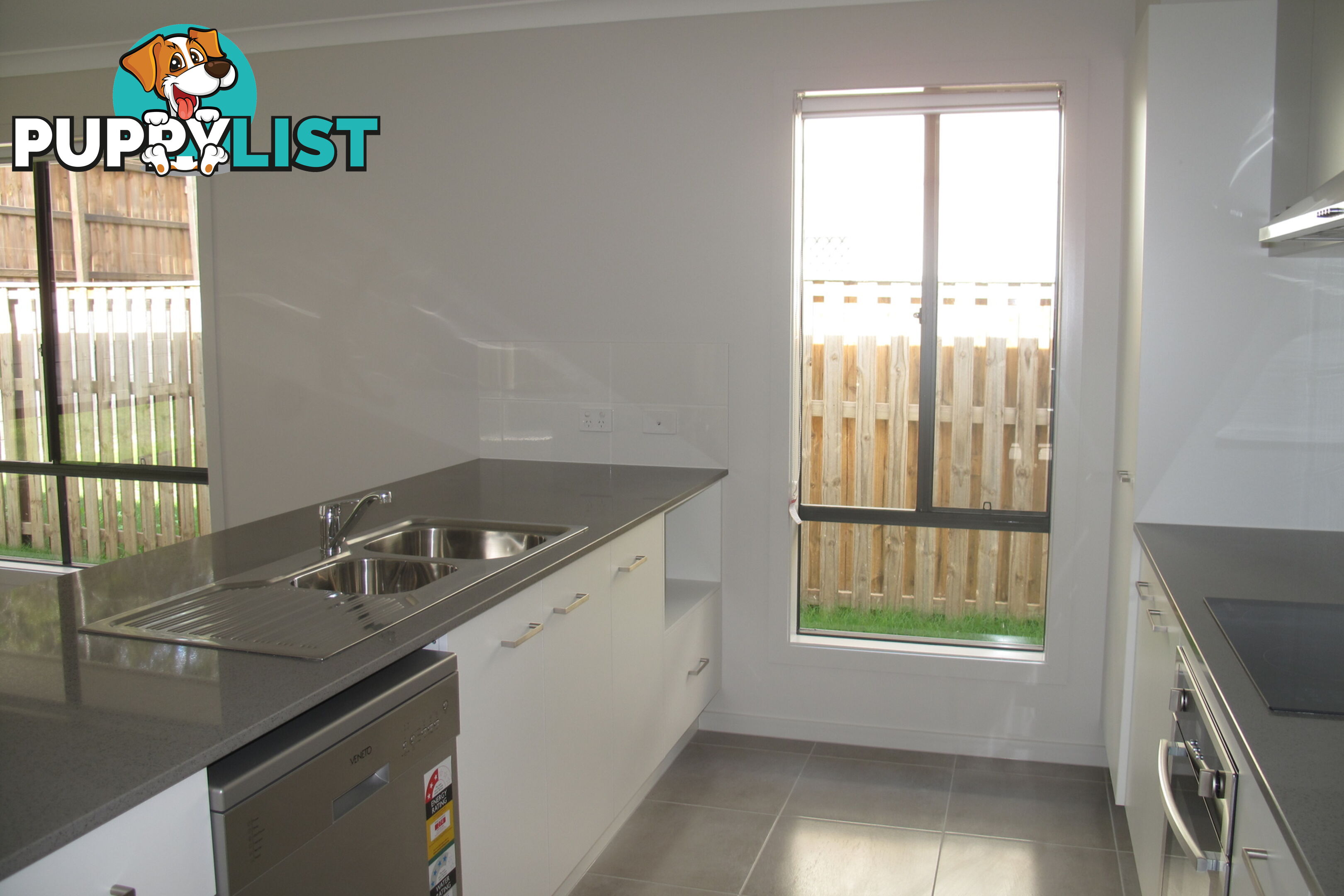 45 Moorinya Circuit PIMPAMA QLD 4209