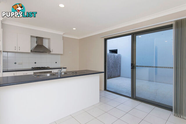 2/16 Seashell Avenue COOMERA QLD 4209