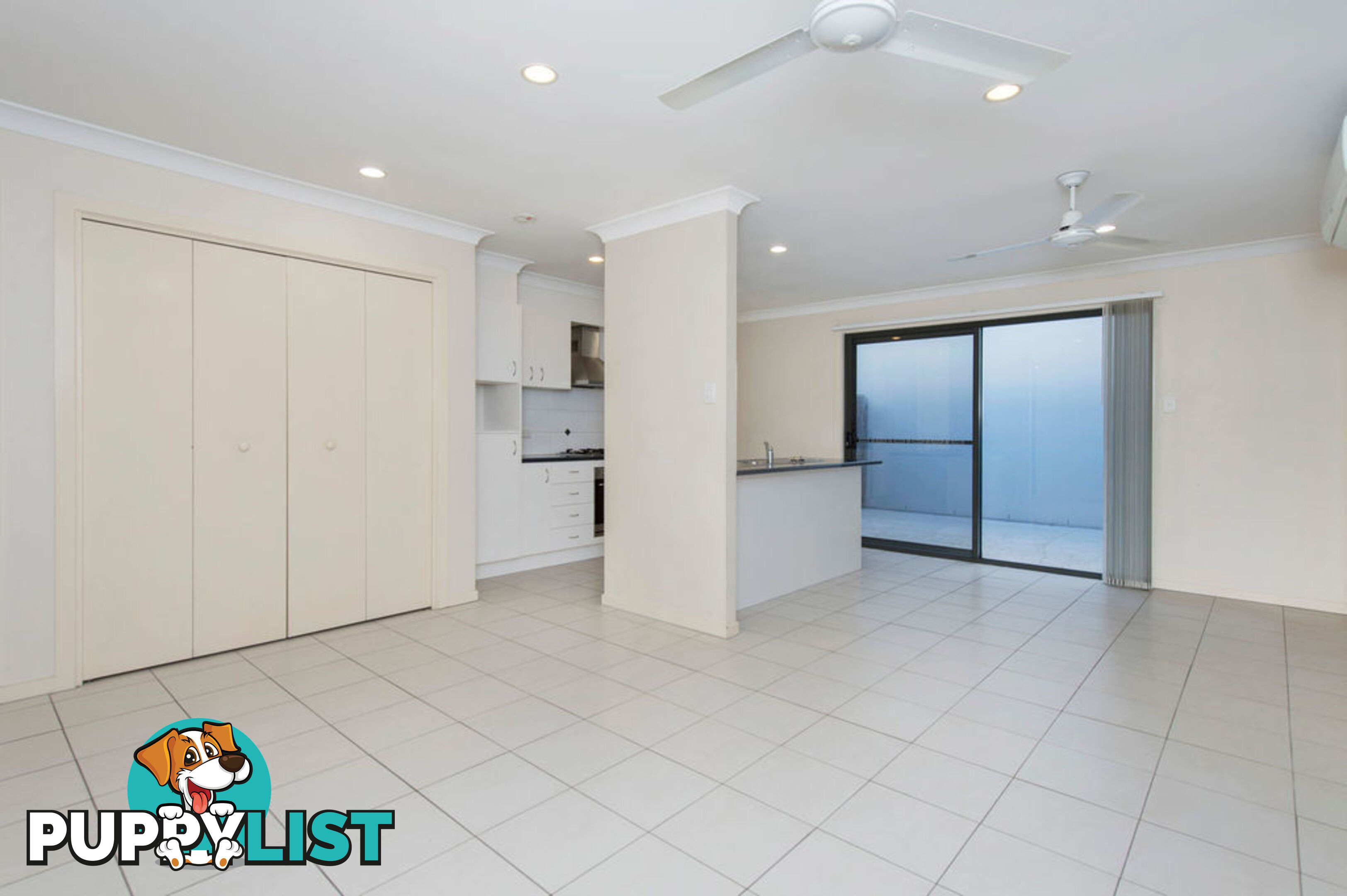 2/16 Seashell Avenue COOMERA QLD 4209