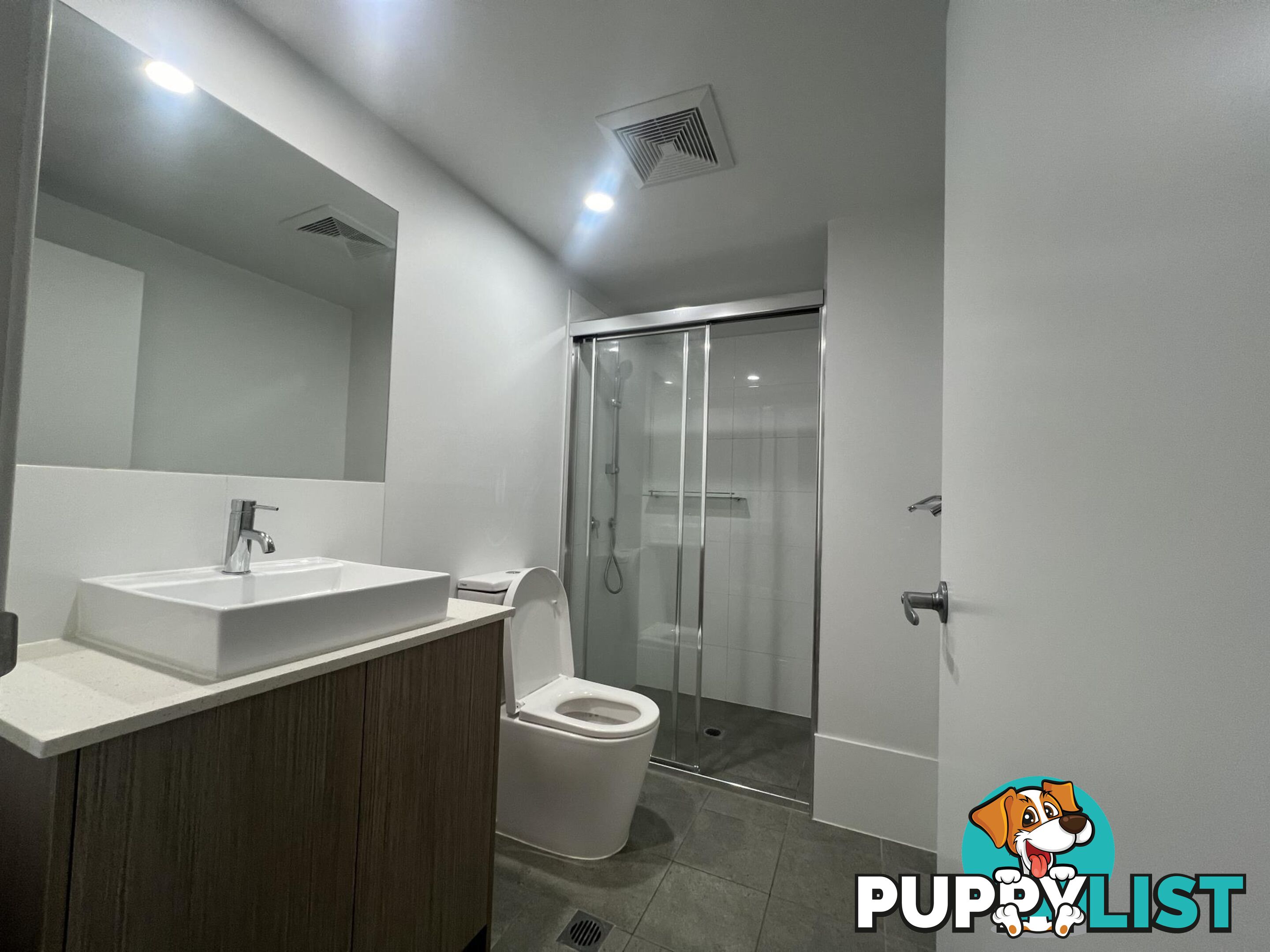 29/10 Timor Avenue LOGANHOLME QLD 4129