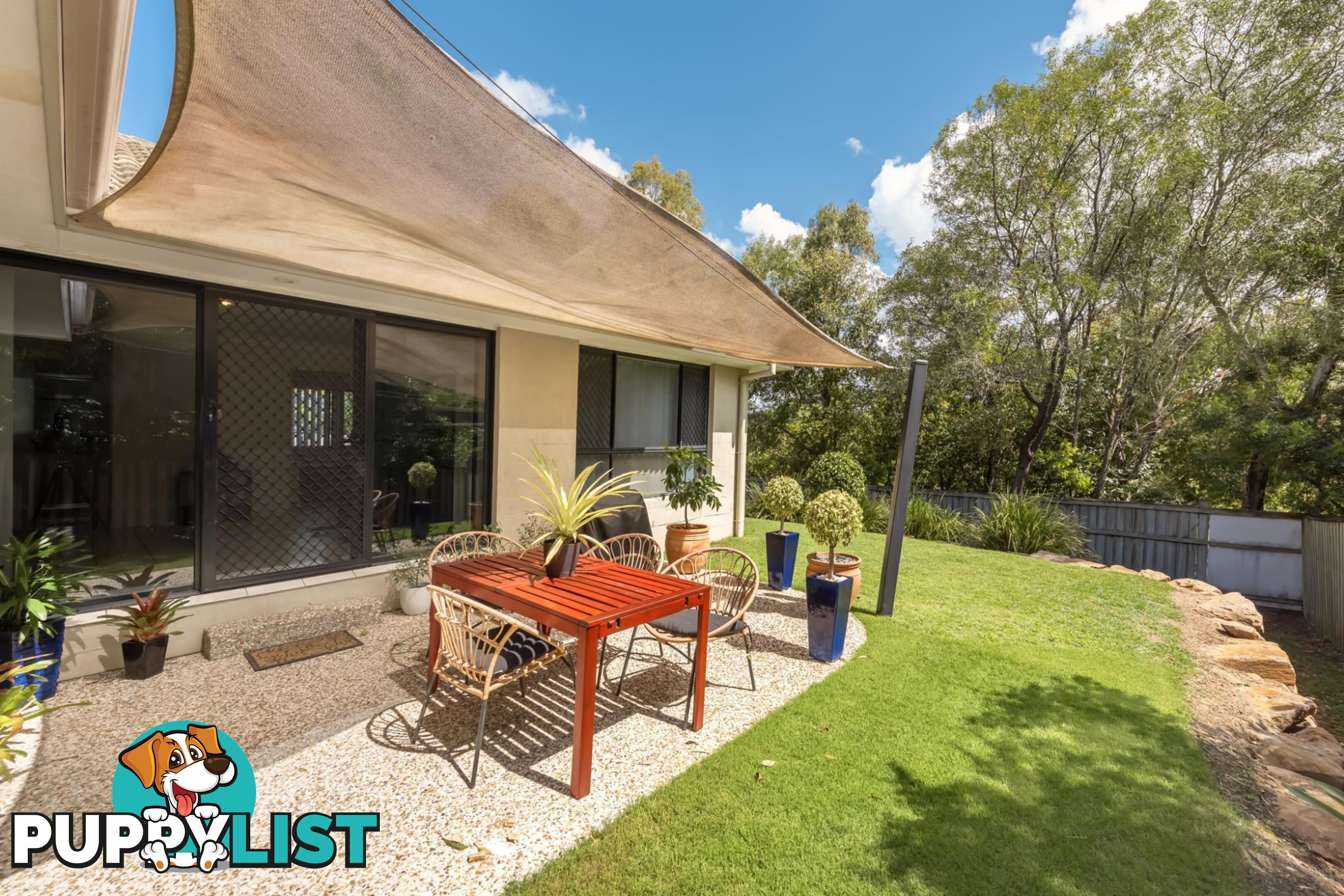 17 Gerard Street PACIFIC PINES QLD 4211