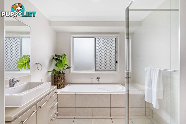 7 Severn Street COOMERA QLD 4209