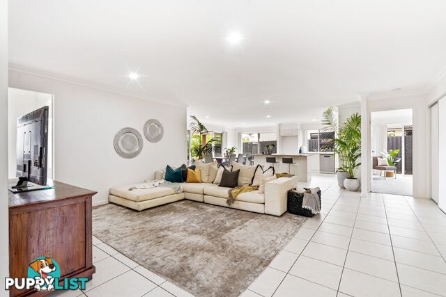 7 Severn Street COOMERA QLD 4209