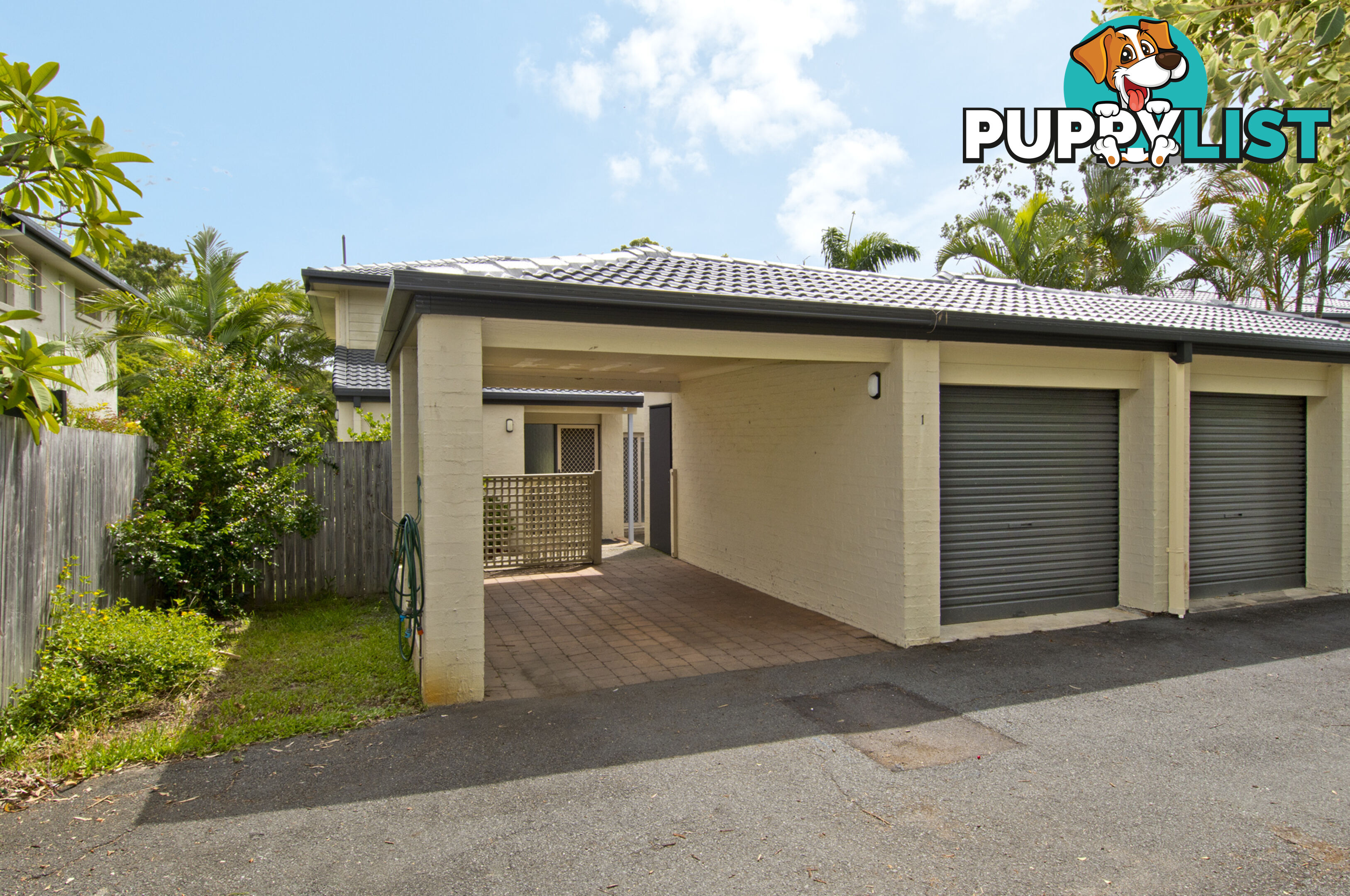 1/30 Stretton Drive HELENSVALE QLD 4212