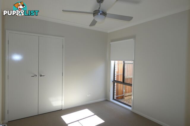 12 Lindeman Circuit PIMPAMA QLD 4209