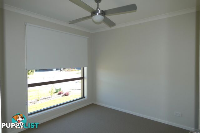 12 Lindeman Circuit PIMPAMA QLD 4209