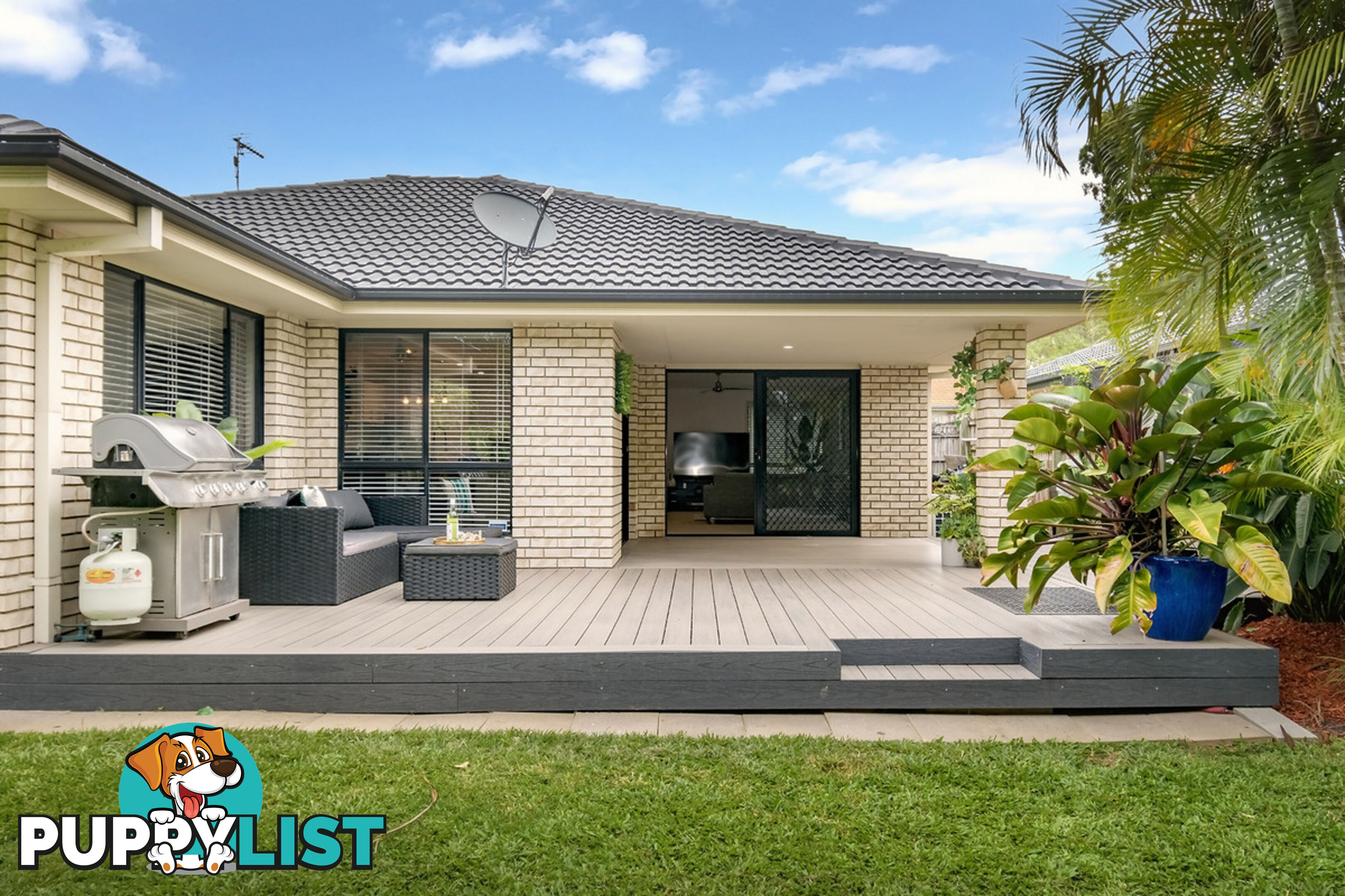 17 Heather Drive UPPER COOMERA QLD 4209