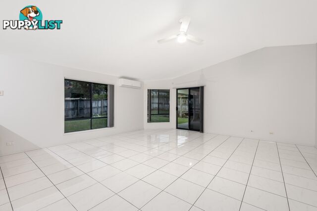 8 Glasswing Drive UPPER COOMERA QLD 4209