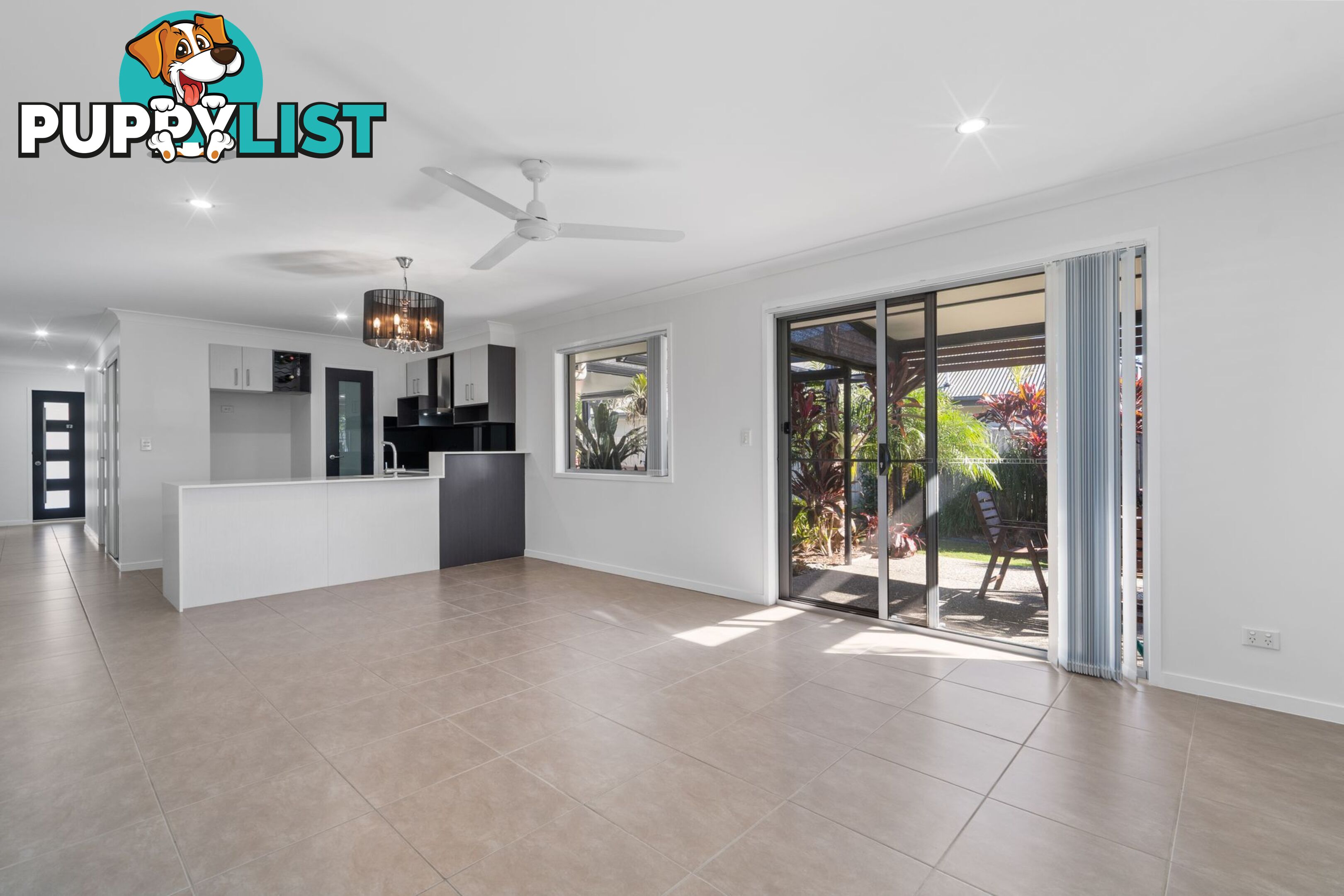 7 Benjamin Street PIMPAMA QLD 4209