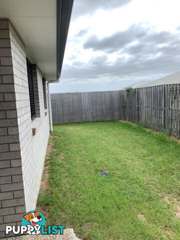 12 Ferngrove Street PIMPAMA QLD 4209