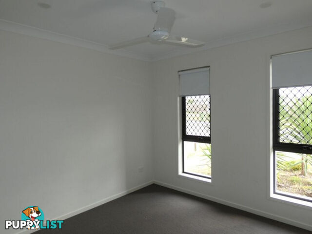 12 Ferngrove Street PIMPAMA QLD 4209
