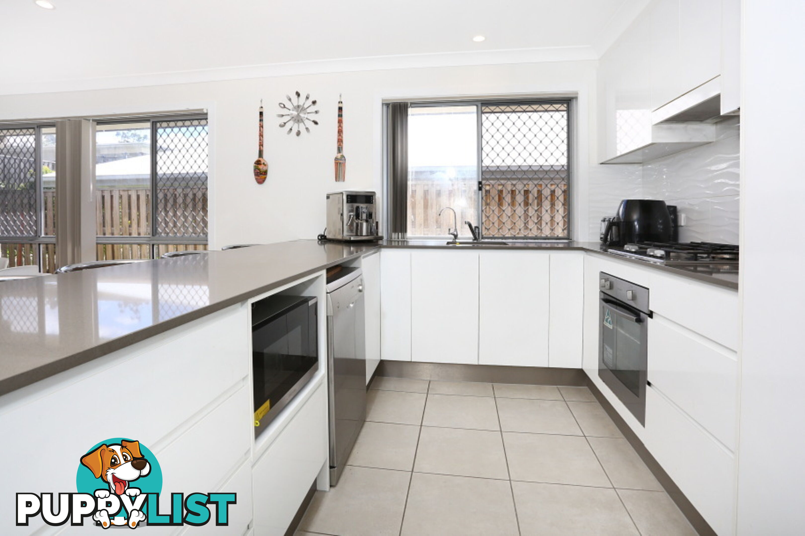 30 Dorretti Circuit UPPER COOMERA QLD 4209