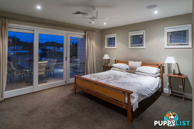 42 Buccaneer Way COOMERA WATERS QLD 4209