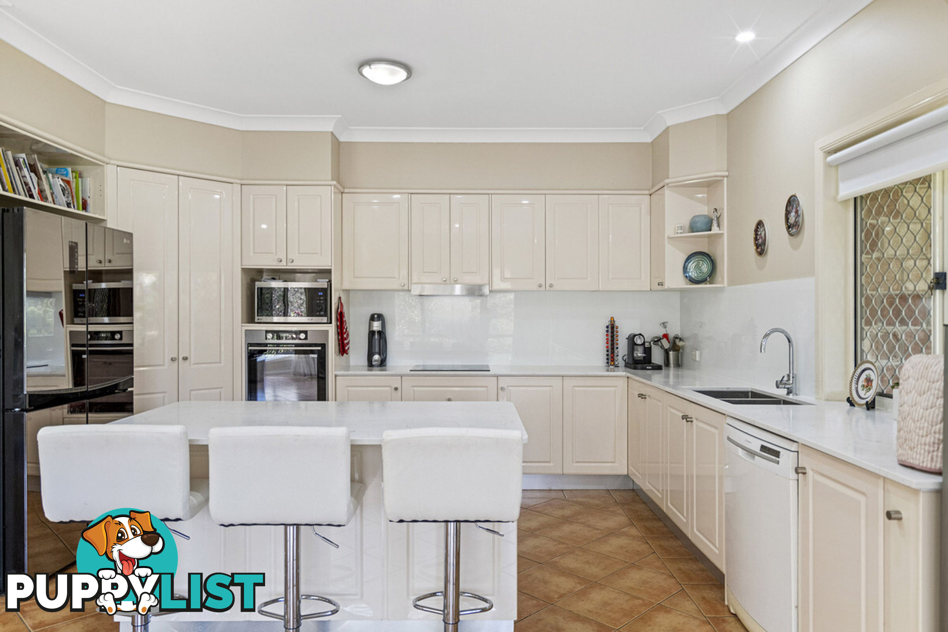 14 Newlands Court MOUNT NATHAN QLD 4211