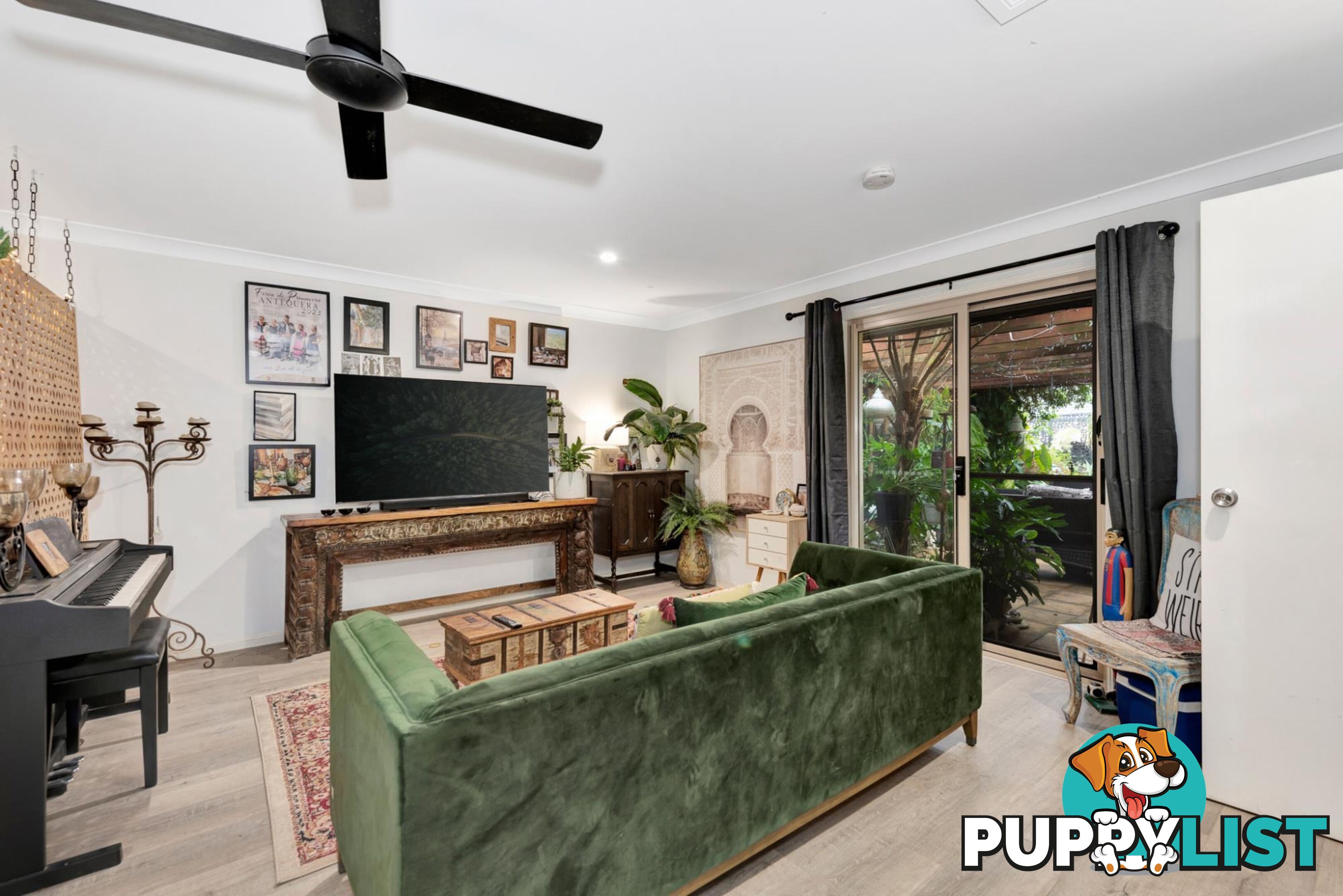 6 Caz Court UPPER COOMERA QLD 4209