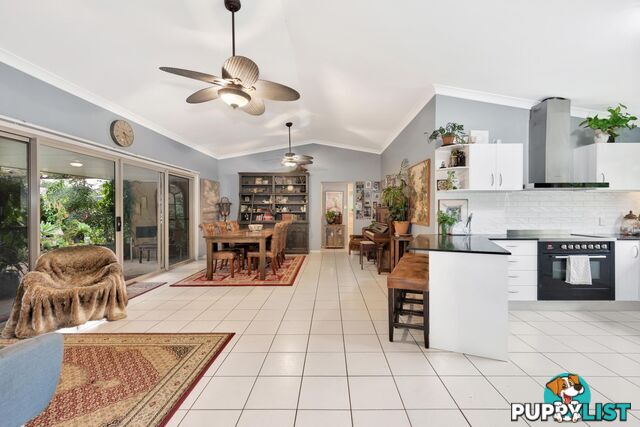 6 Caz Court UPPER COOMERA QLD 4209