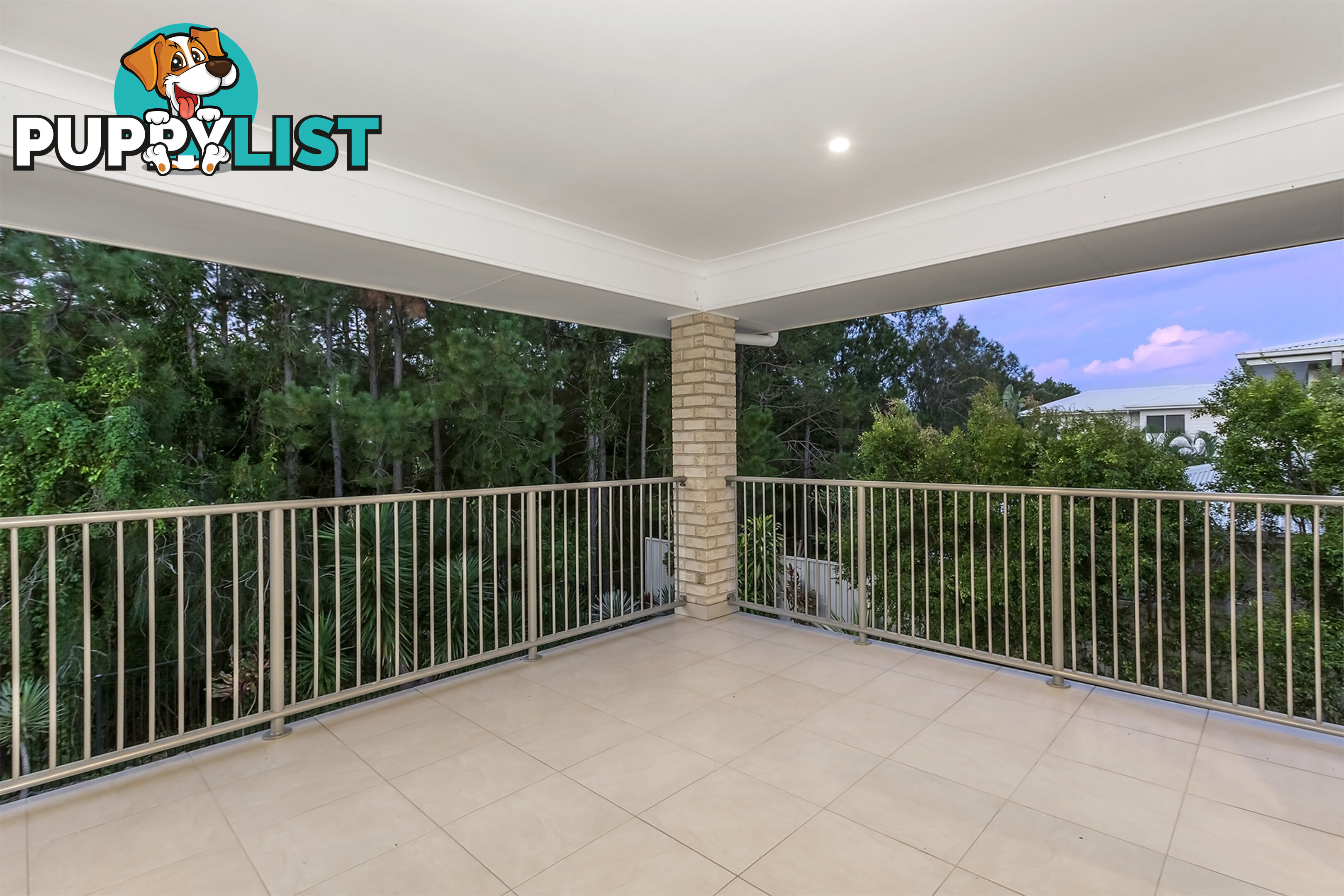 10 Rhodium Crescent HOPE ISLAND QLD 4212