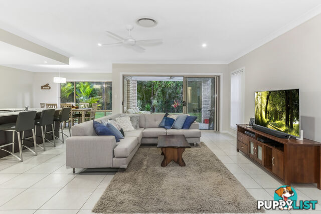 10 Rhodium Crescent HOPE ISLAND QLD 4212