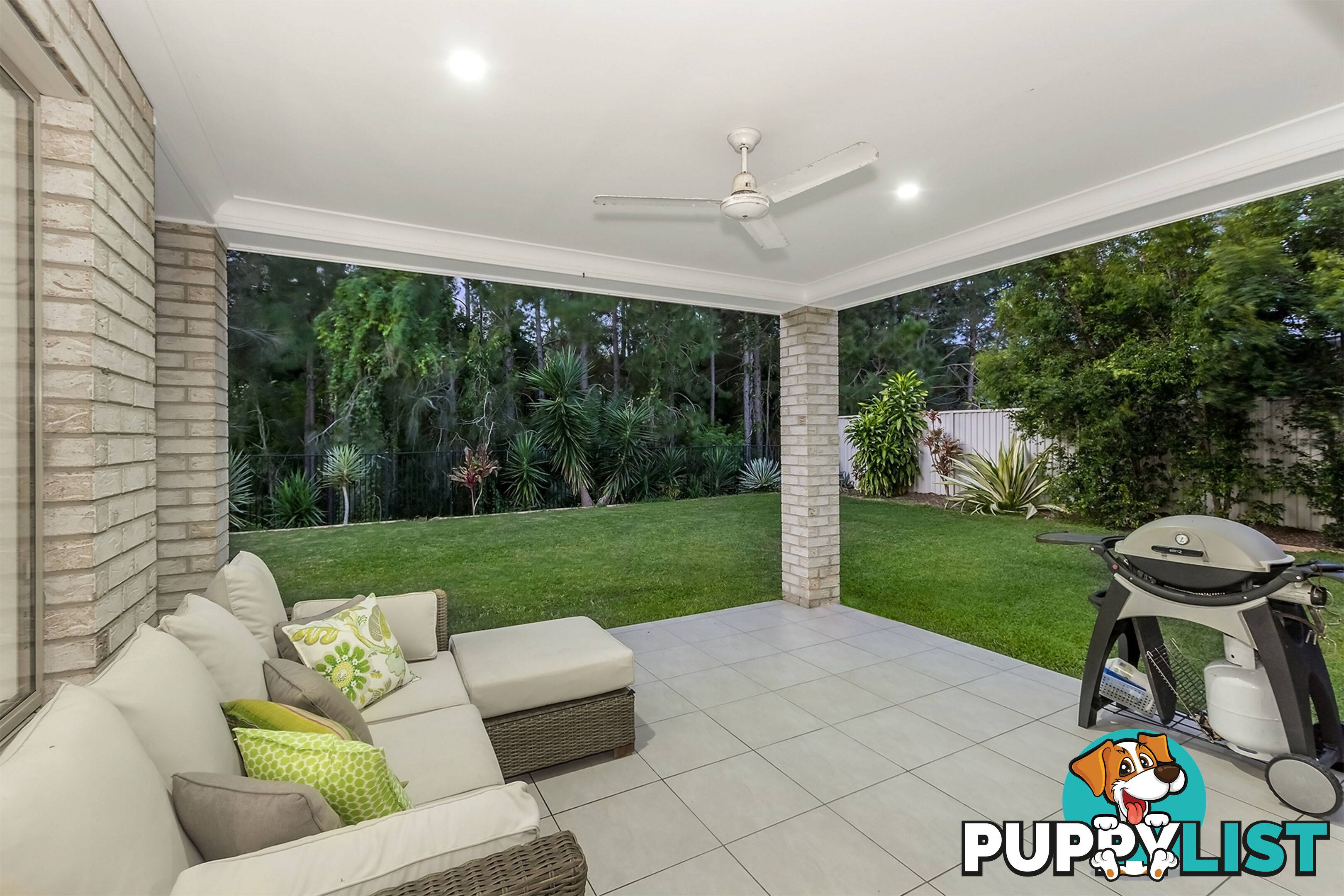 10 Rhodium Crescent HOPE ISLAND QLD 4212