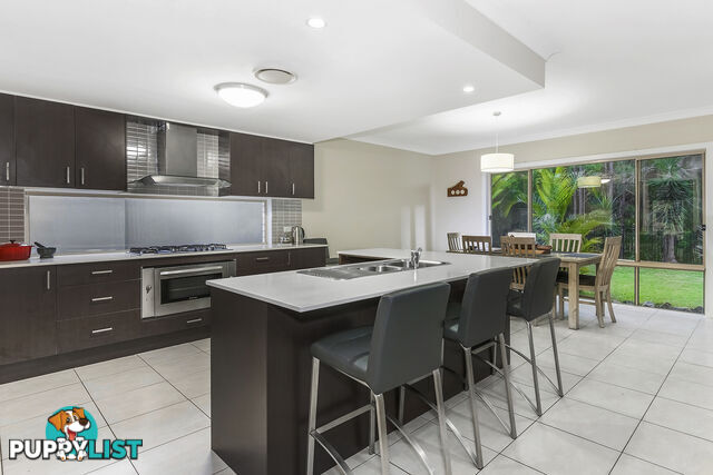 10 Rhodium Crescent HOPE ISLAND QLD 4212