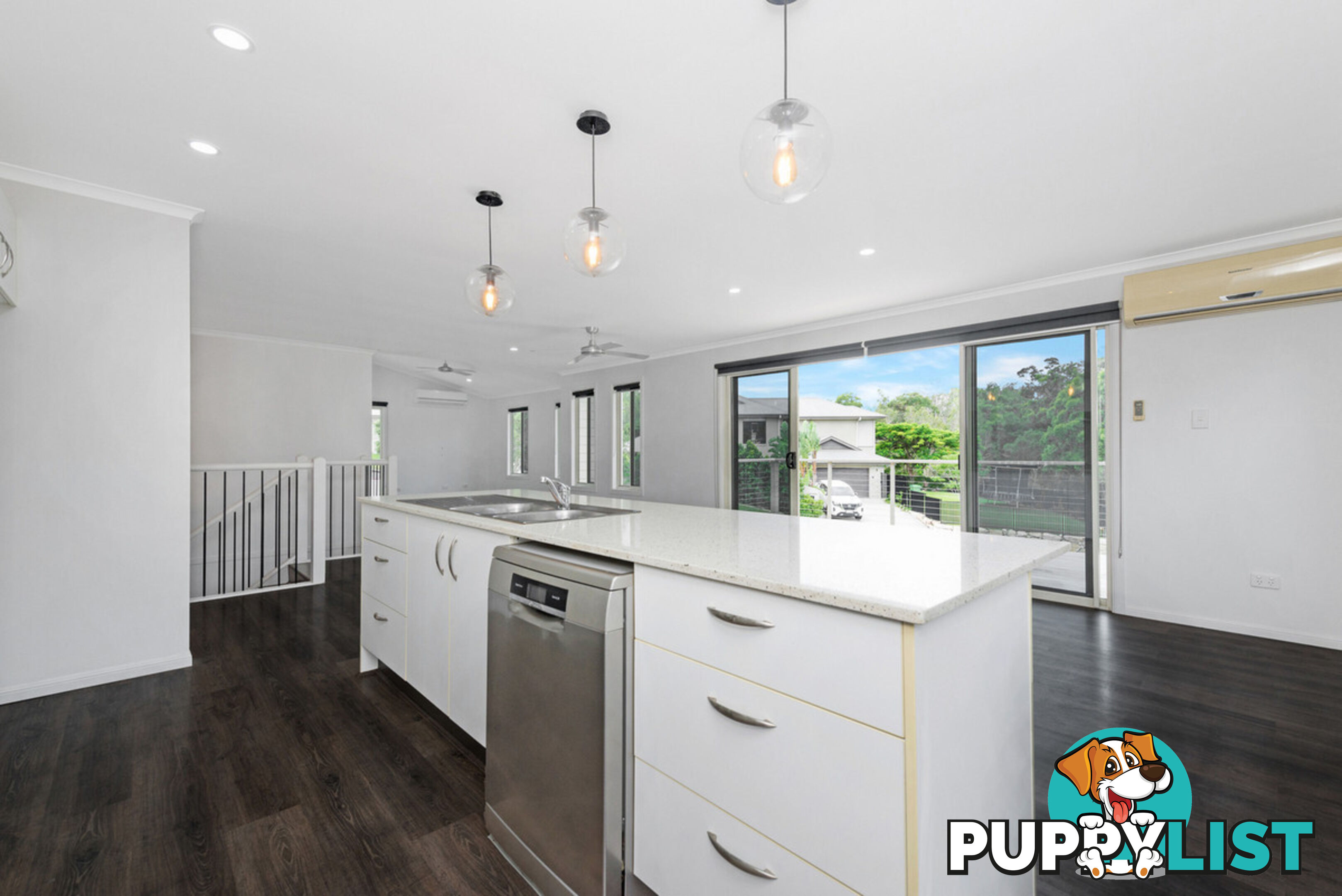 1 Brilliant Lane COOMERA WATERS QLD 4209