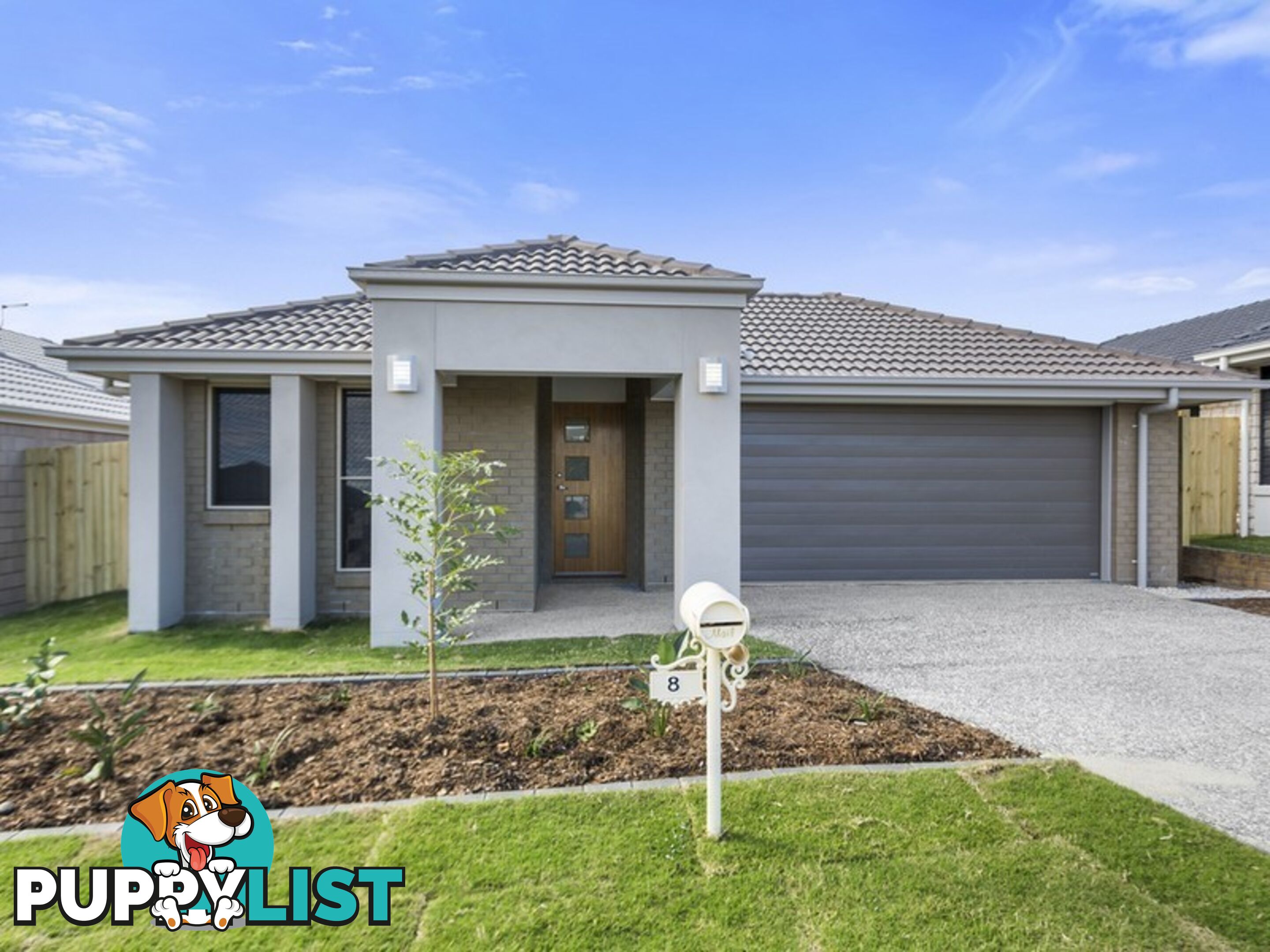 8 Maurie Pears Crescent PIMPAMA QLD 4209