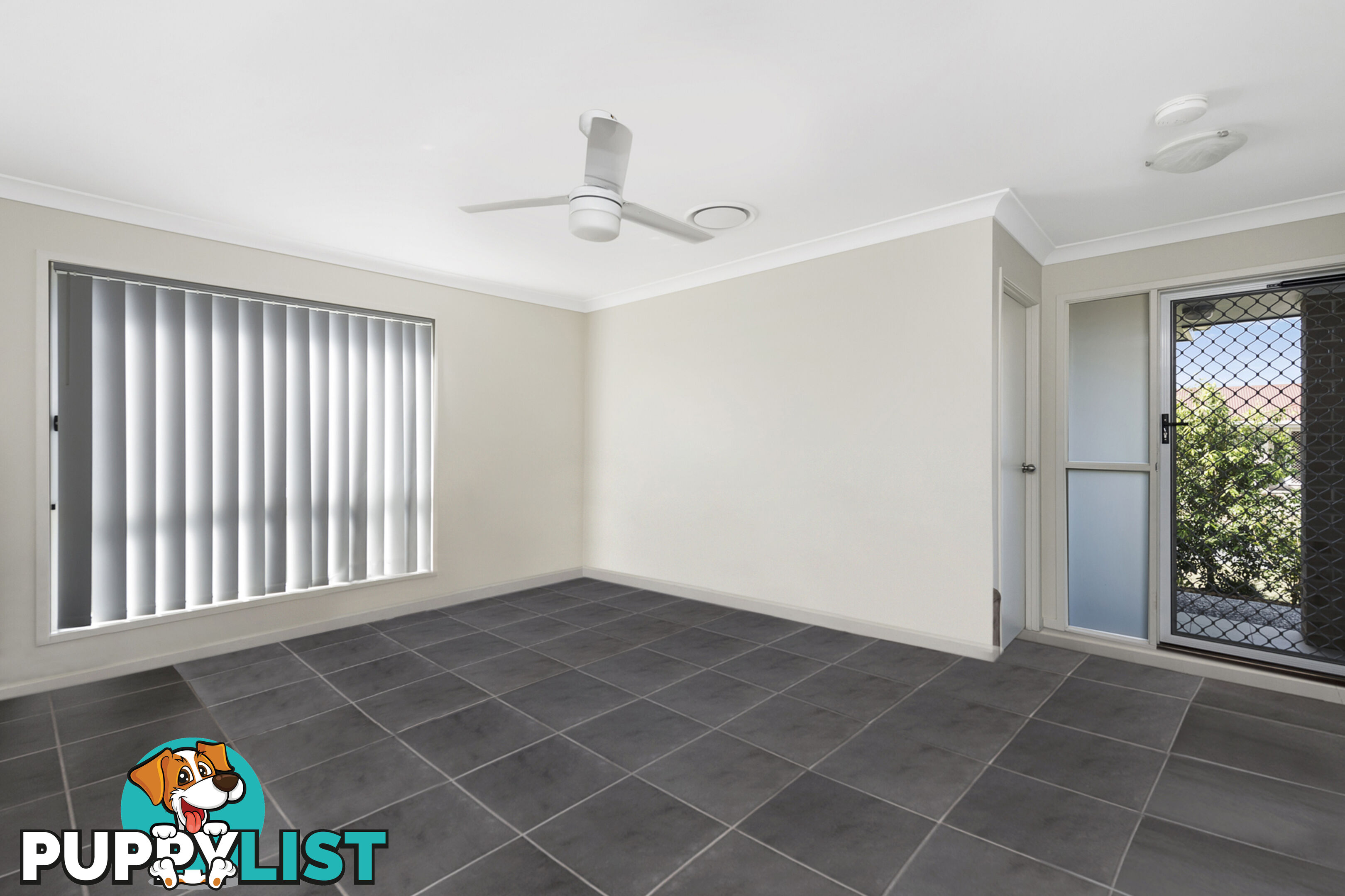 2A Carnarvon Court PIMPAMA QLD 4209