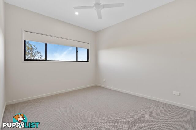 75/1 Lake Serenity Boulevard HELENSVALE QLD 4212