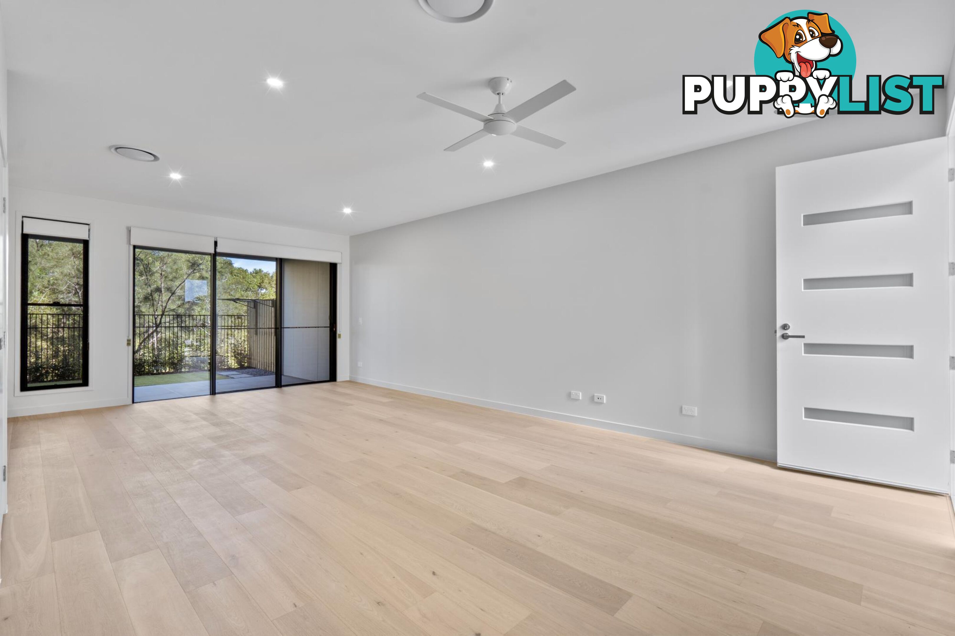 75/1 Lake Serenity Boulevard HELENSVALE QLD 4212