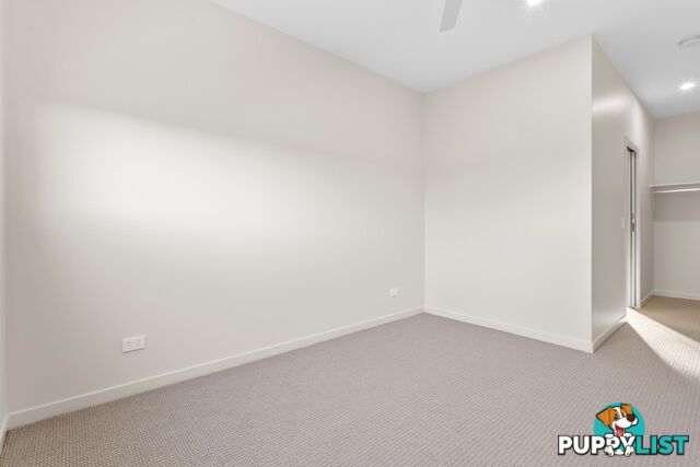 75/1 Lake Serenity Boulevard HELENSVALE QLD 4212