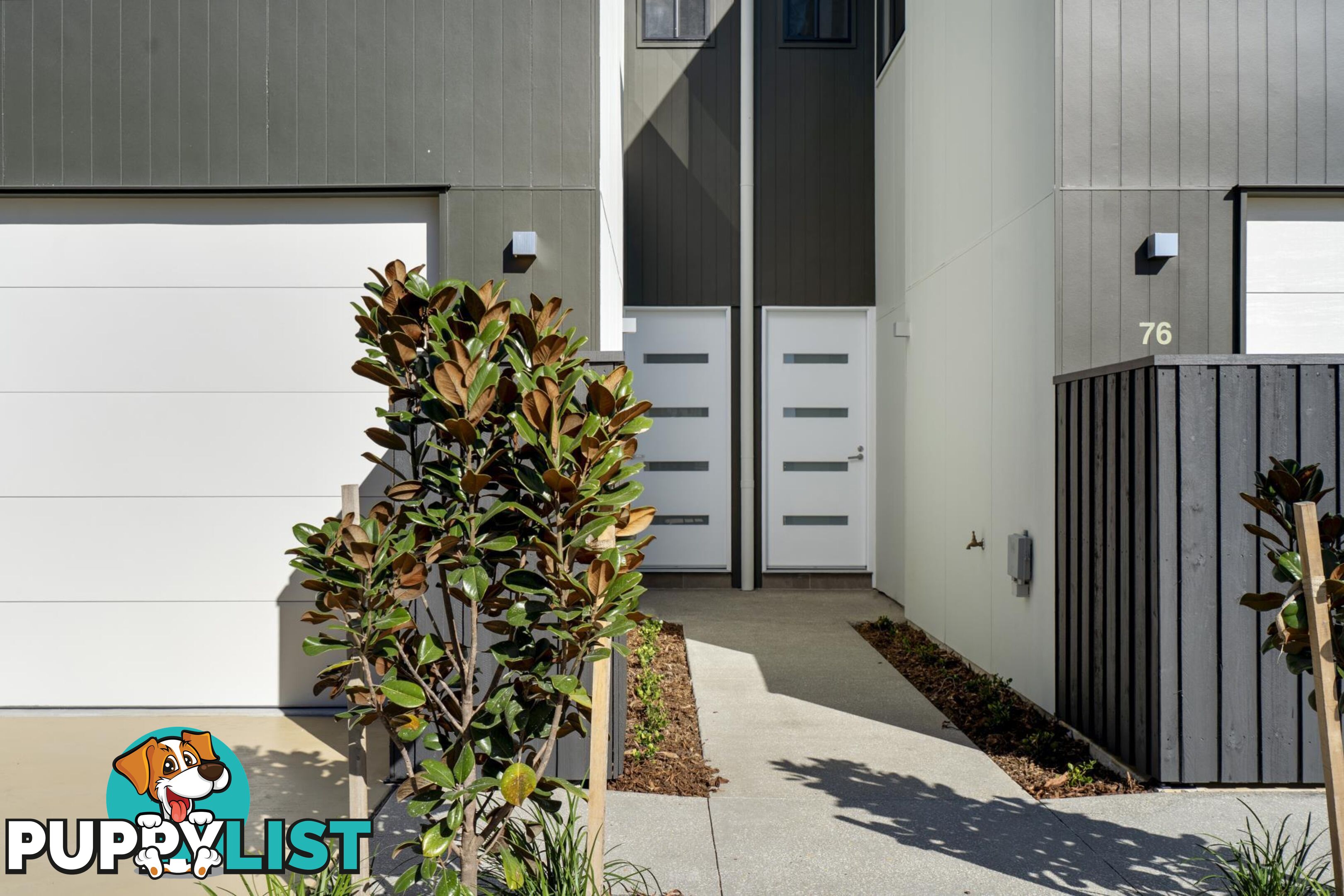 75/1 Lake Serenity Boulevard HELENSVALE QLD 4212