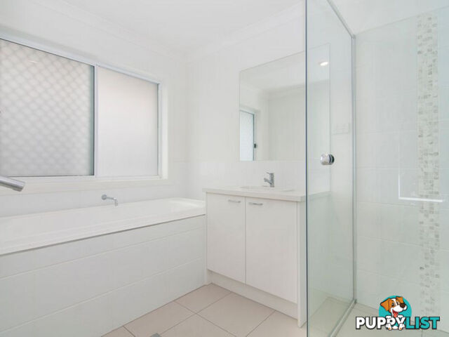 59 Moorinya Circuit PIMPAMA QLD 4209