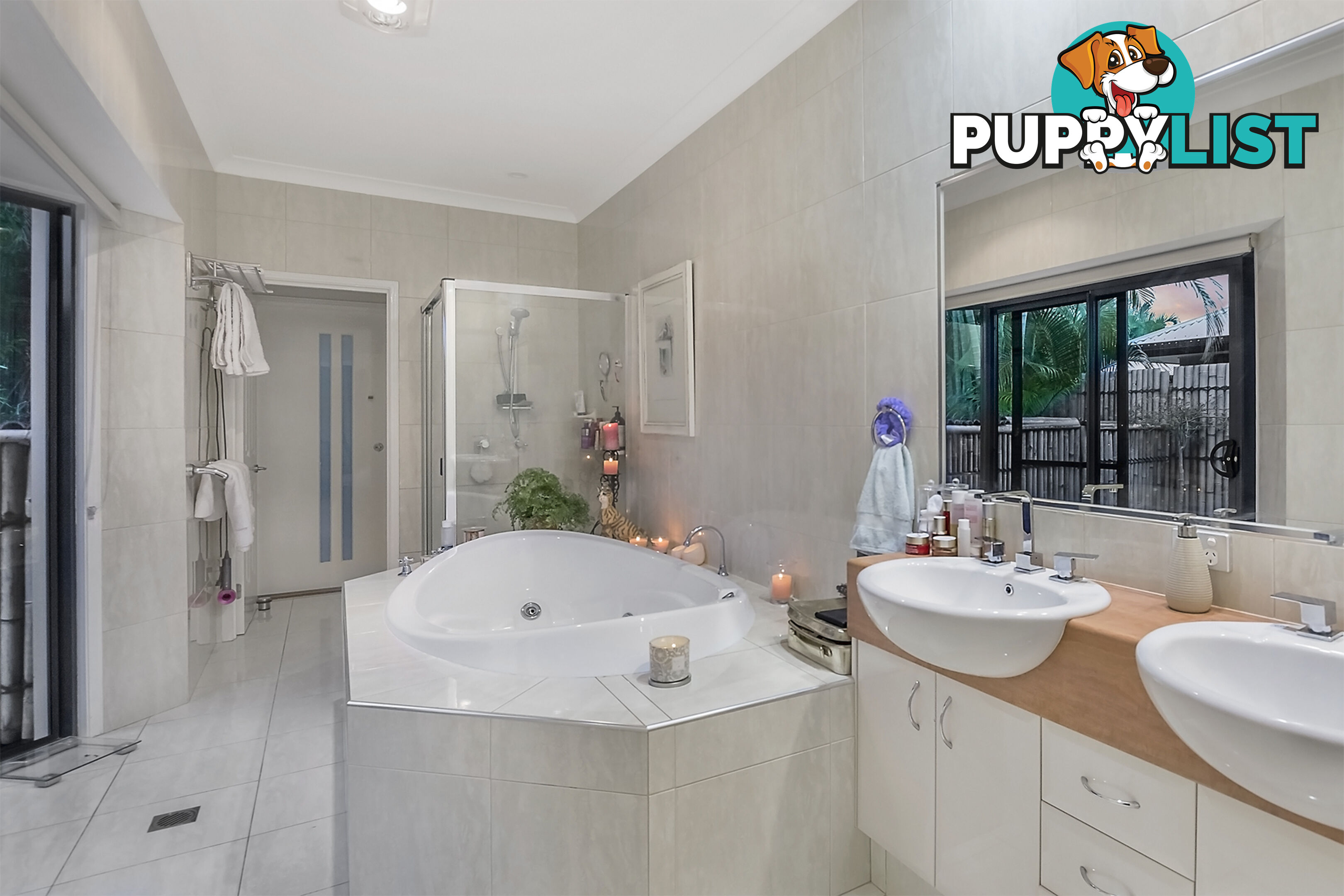 18 Zeus Circuit COOMERA WATERS QLD 4209