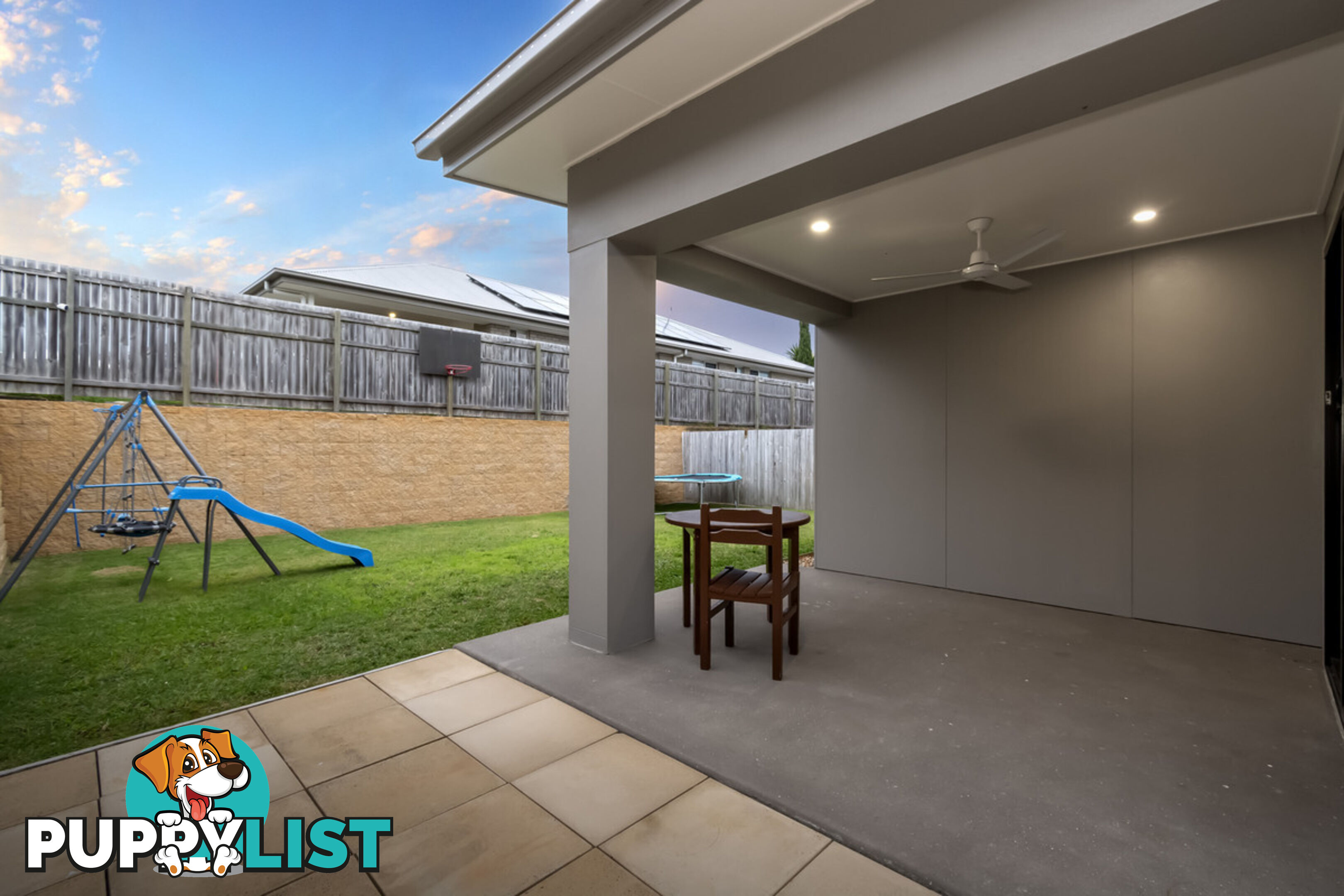 19 Ross Crescent PIMPAMA QLD 4209