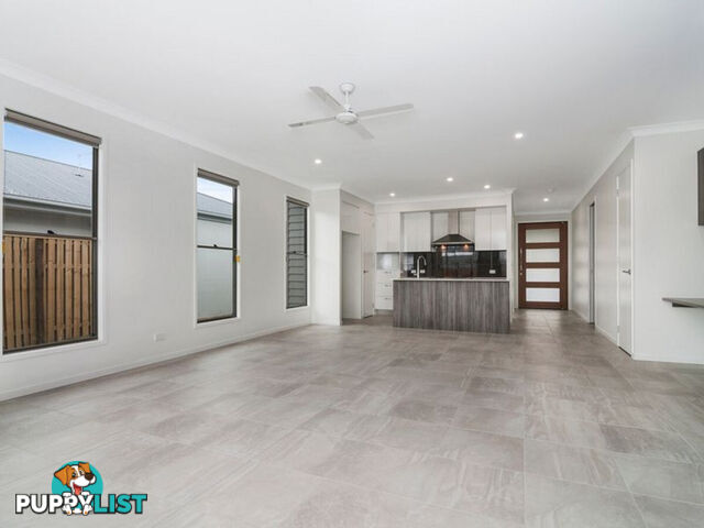 20 Laurel Drive HELENSVALE QLD 4212