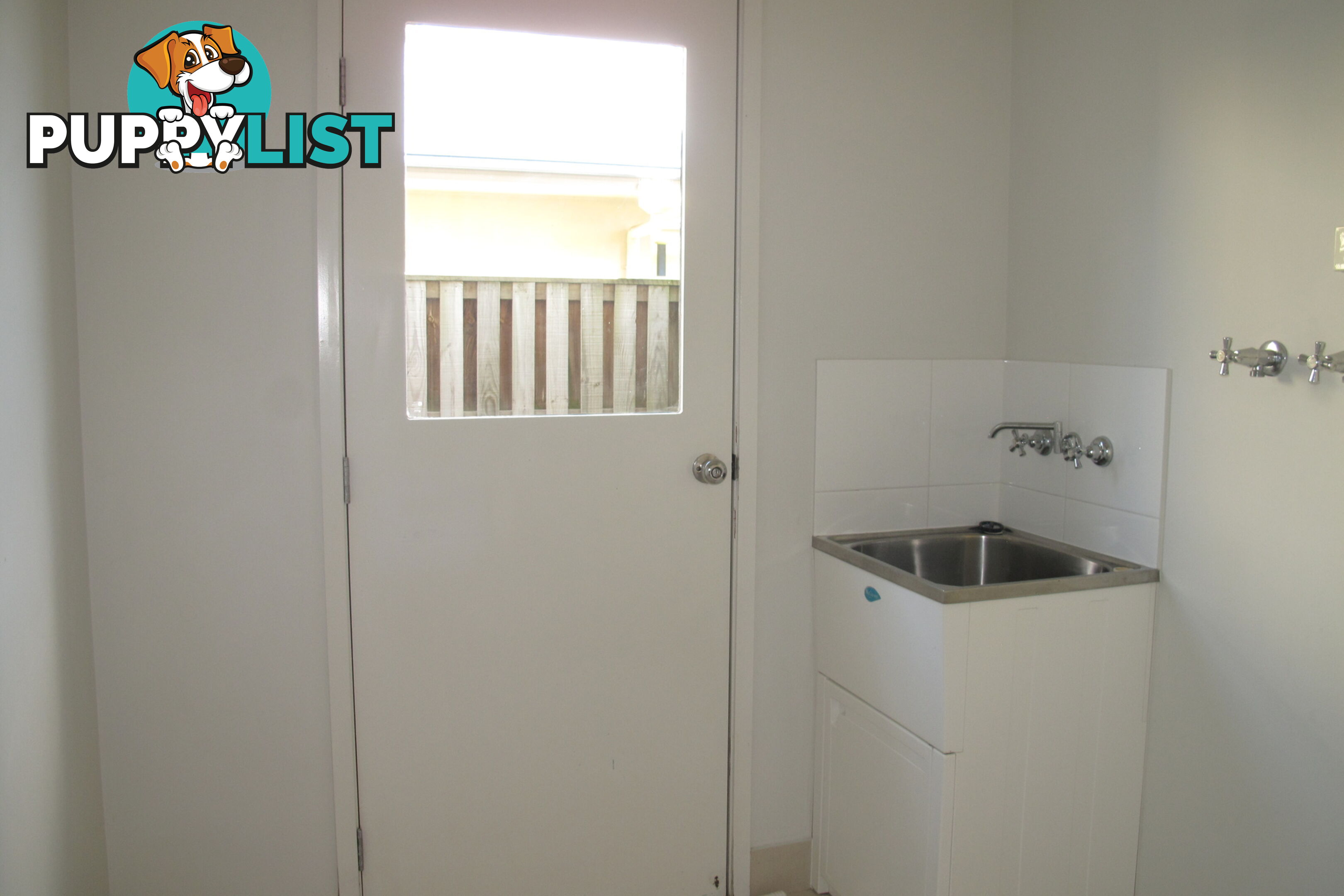 4 Bishopwood Court UPPER COOMERA QLD 4209