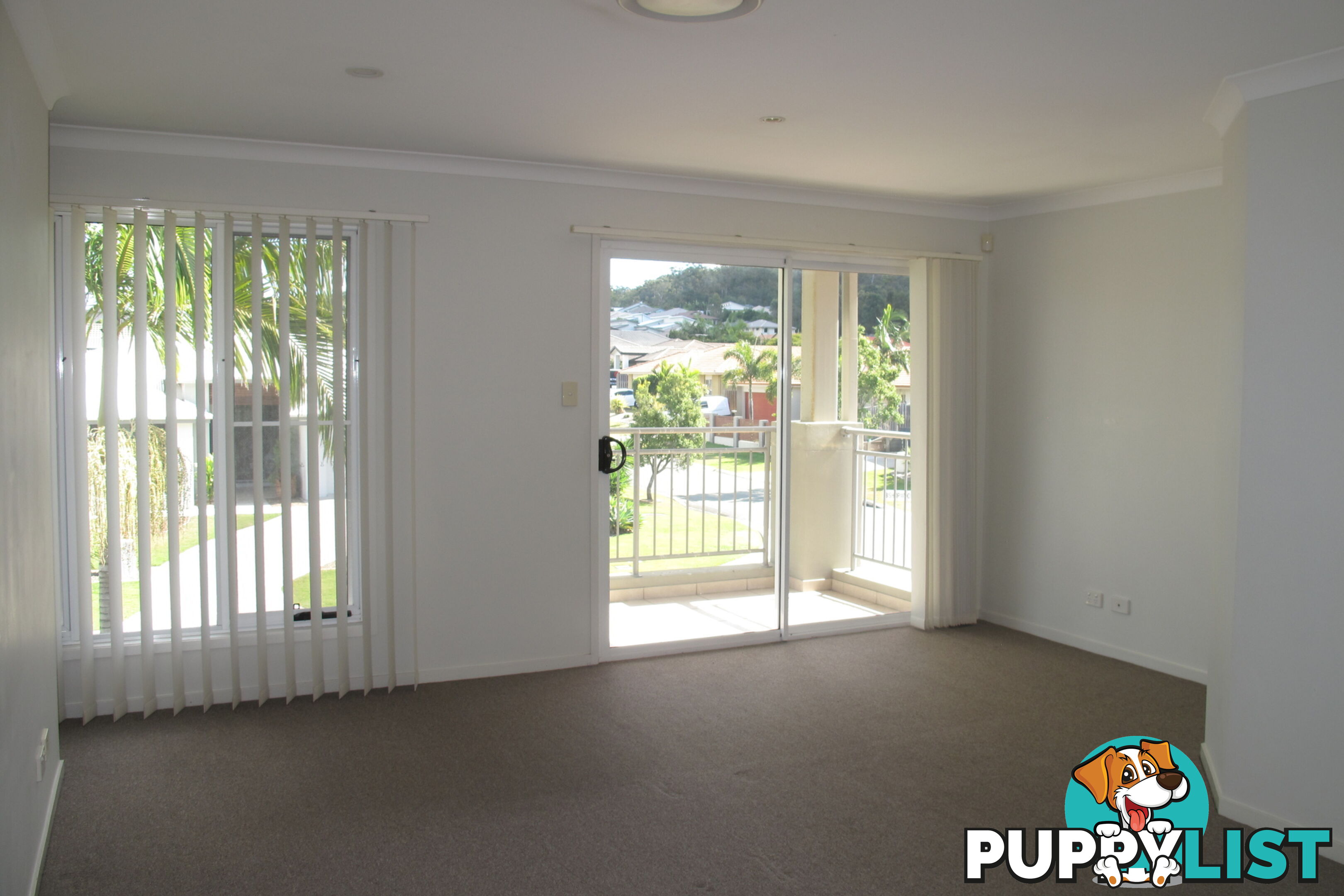 4 Bishopwood Court UPPER COOMERA QLD 4209