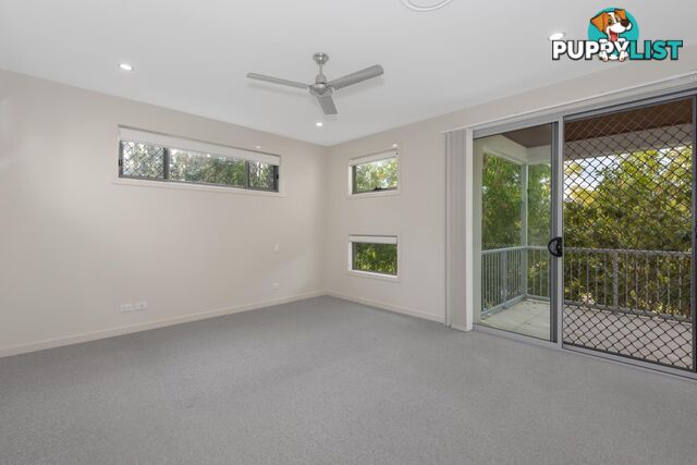 1/51 Canada Place ARUNDEL QLD 4214